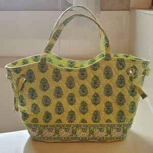 🎄HOLIDAY SALE - Retired Vera Bradley Citrus Elephants
